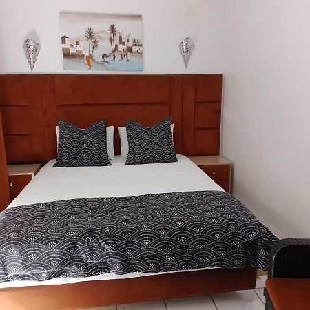Un Riad Pour Se Divertir En Famille & Se Detendre 马拉喀什 外观 照片
