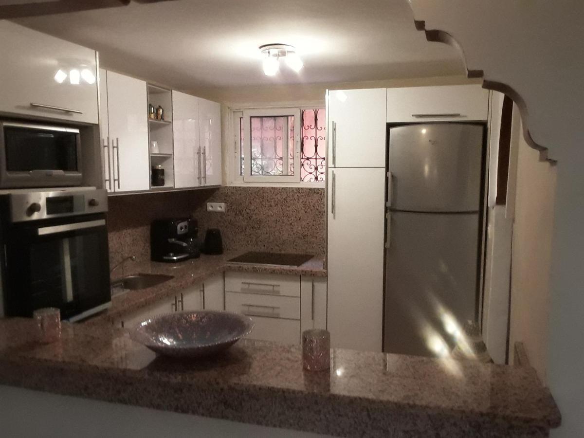 Un Riad Pour Se Divertir En Famille & Se Detendre 马拉喀什 外观 照片