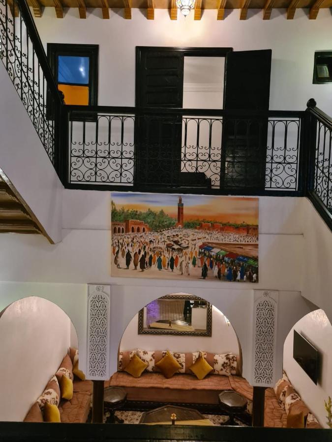 Un Riad Pour Se Divertir En Famille & Se Detendre 马拉喀什 外观 照片