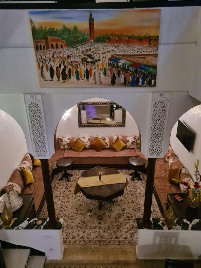 Un Riad Pour Se Divertir En Famille & Se Detendre 马拉喀什 外观 照片